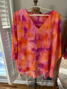 Beautiful 2X Orange/Pink Blouse